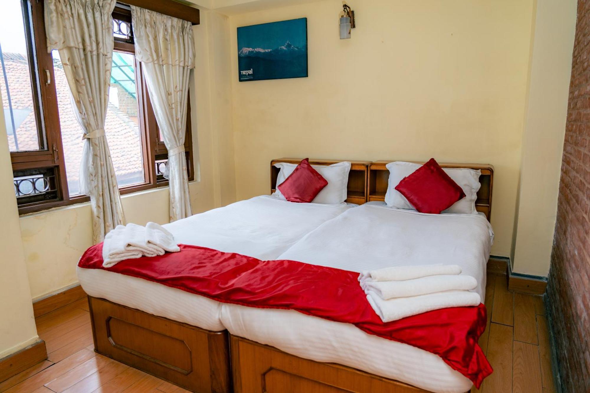 Golden Gate Guest House Μπακταπούρ Εξωτερικό φωτογραφία