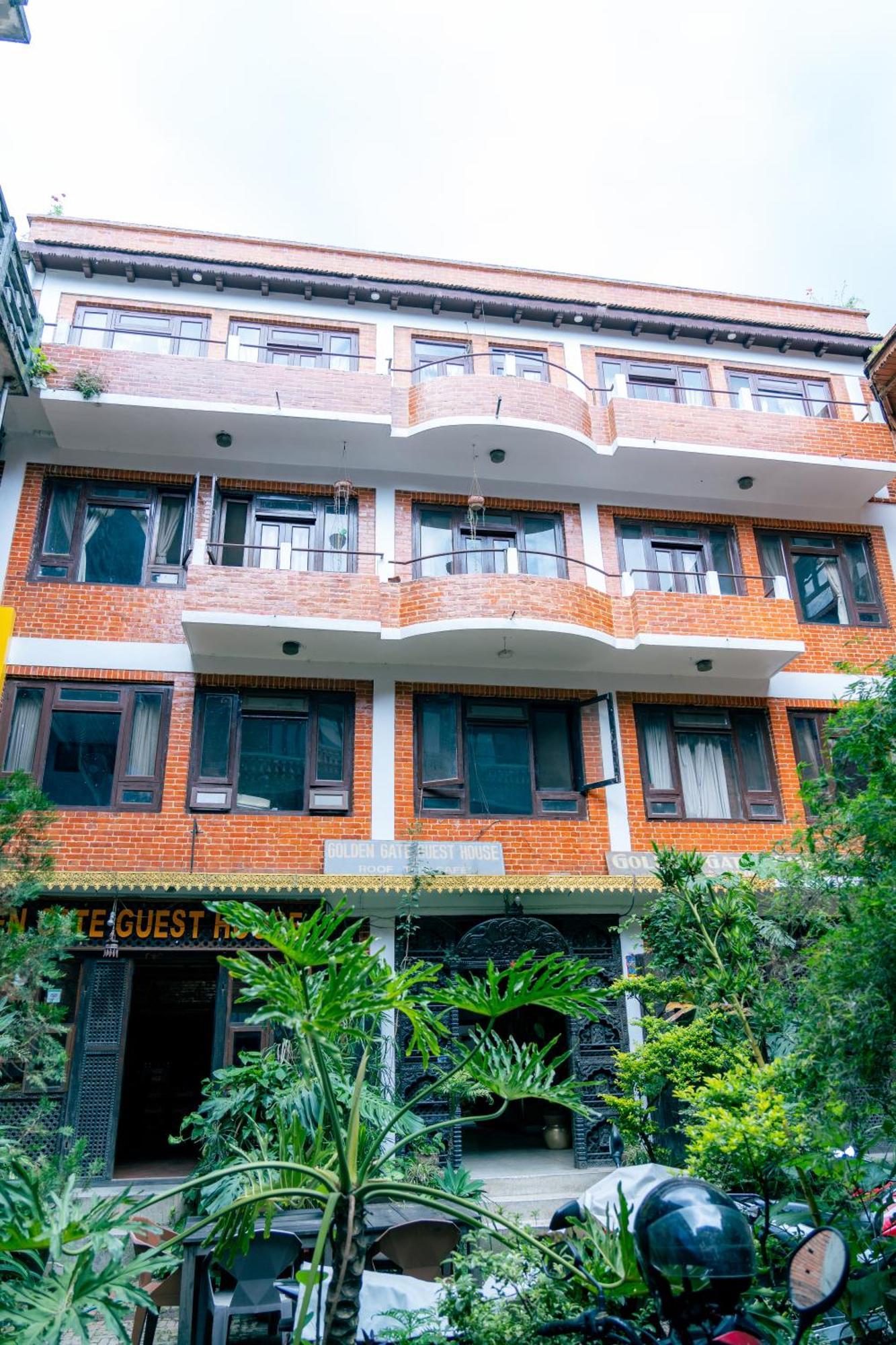 Golden Gate Guest House Μπακταπούρ Εξωτερικό φωτογραφία