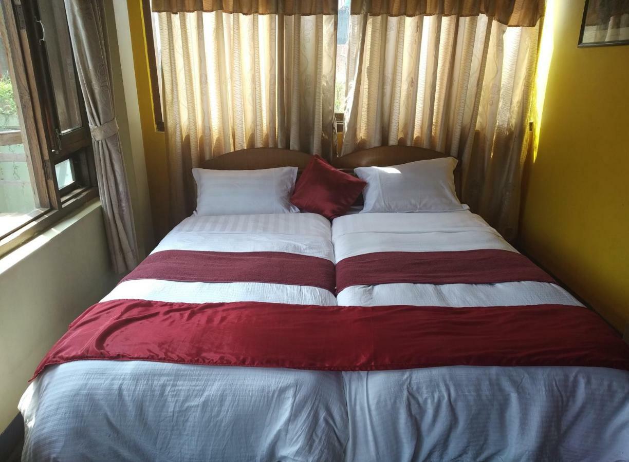 Golden Gate Guest House Μπακταπούρ Εξωτερικό φωτογραφία
